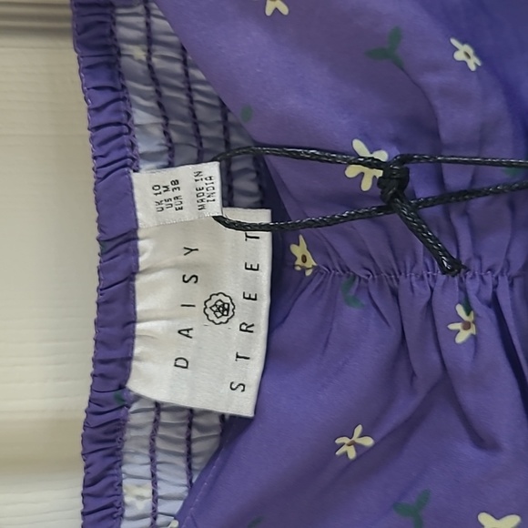 Sz med. Puff sleeve crop - Picture 3 of 4